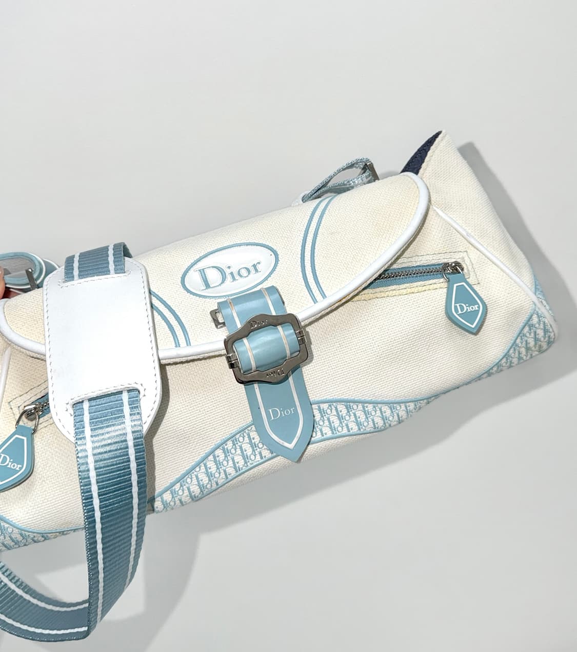 디올 트로터 새들 캔버스 바게트 크로스백 상품이미지1