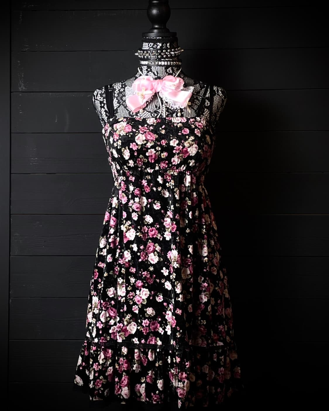 JPN 핑크 플라워 패턴 히메갸루 블랙 나시 원피스 상품이미지1