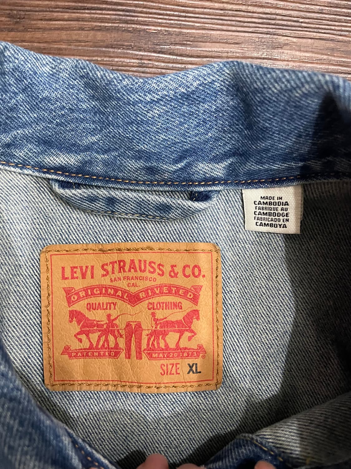 리바이스 스테이 루즈 오버핏 포켓 트러커 데님 자켓 상품이미지7