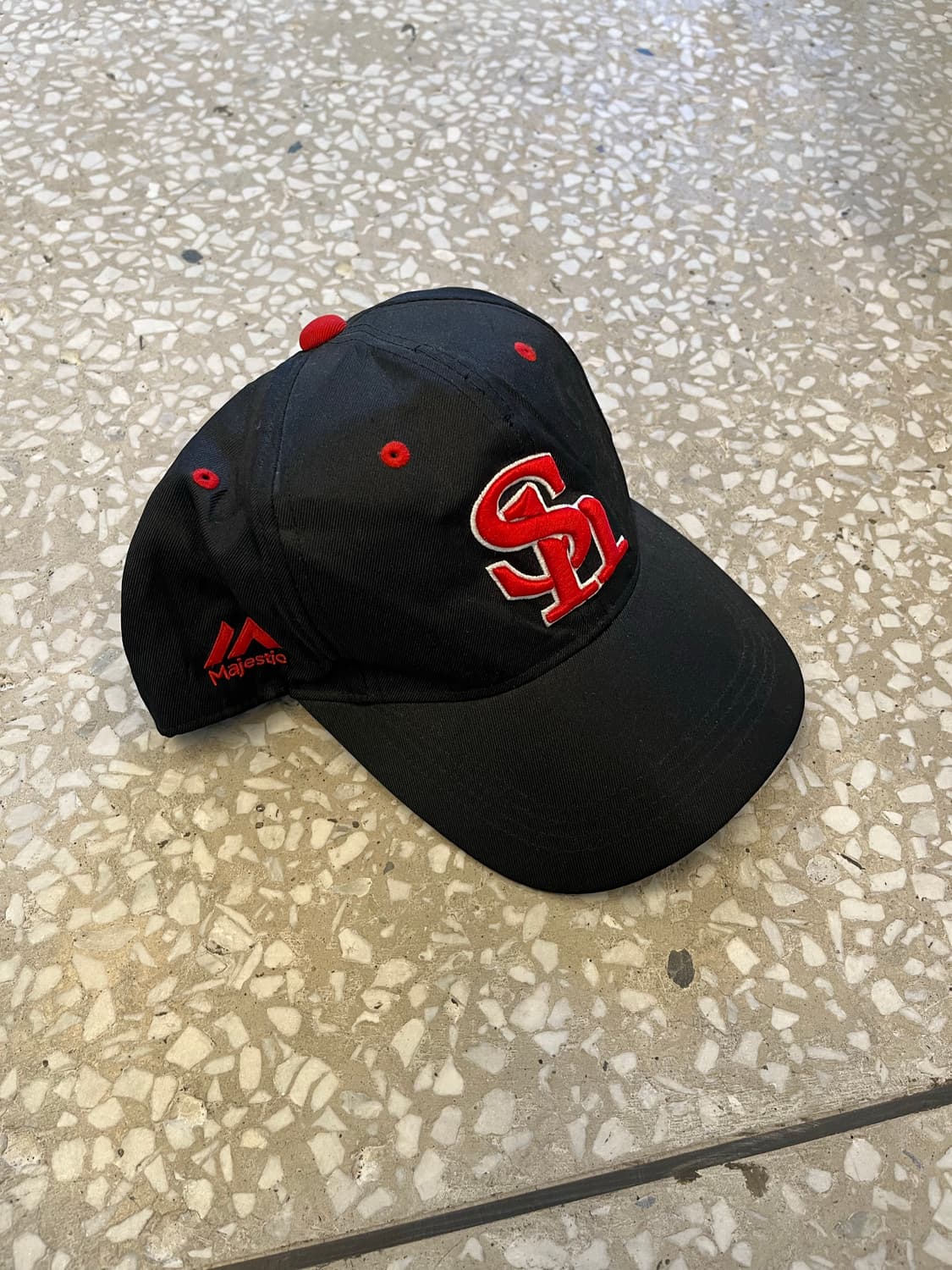 Vintage Black Red Emblem Baseball Cap 상품이미지2