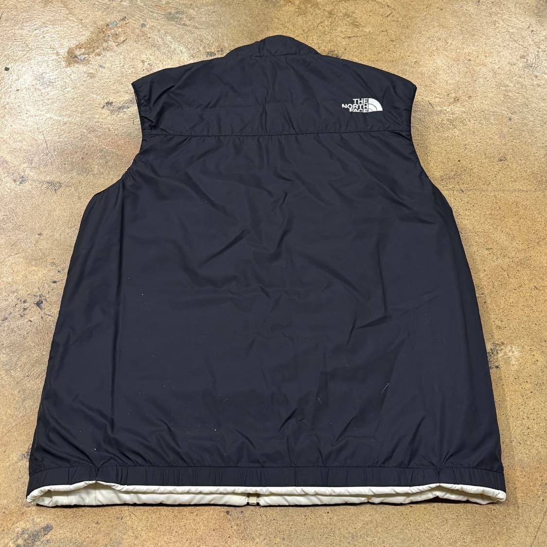 [정품/M] 노스페이스 양면 패딩 조끼 아이보리 베이지 블랙 b14 상품이미지6