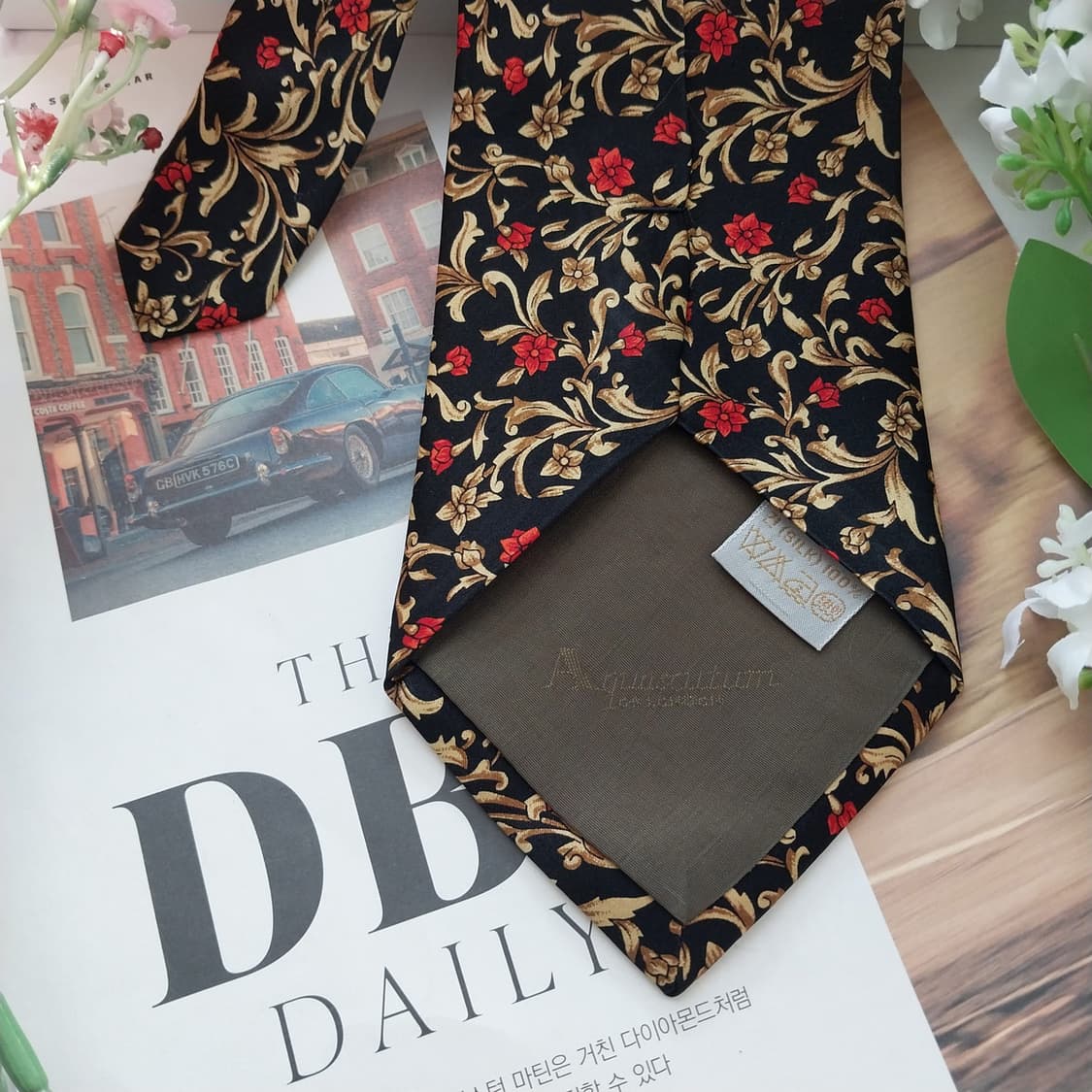 아쿠아스큐텀 실크 플로럴 자카드 넥타이 9.8cm A+등급 K1542
 상품이미지8