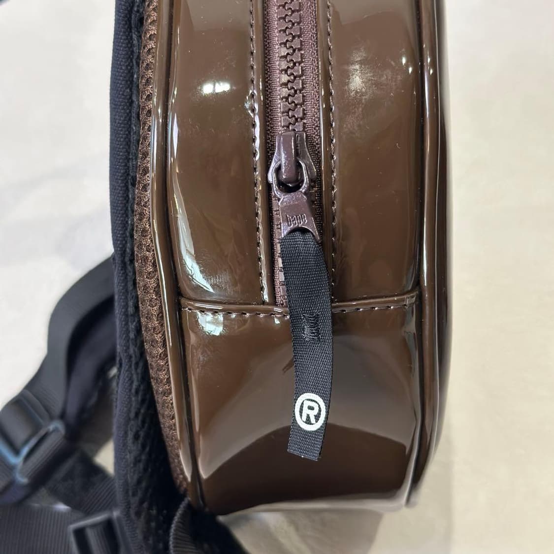 베이프 베이비 마일로 에나멜 백팩 상품이미지6