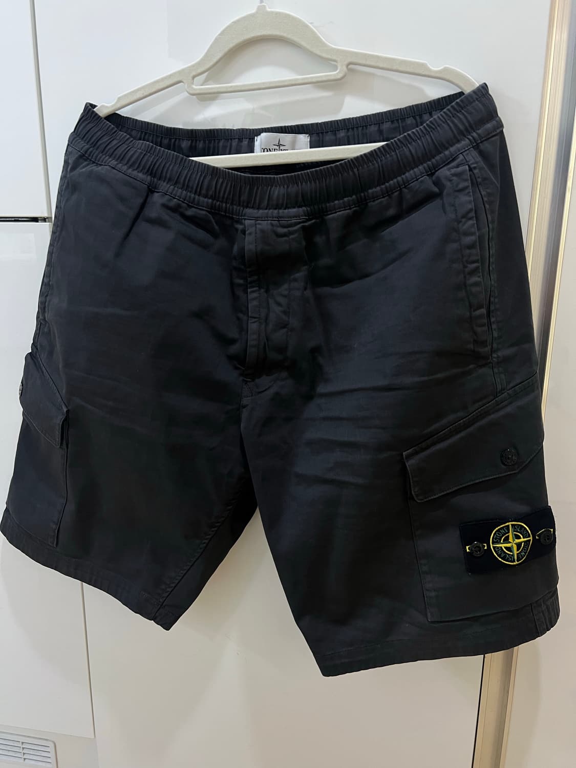 25fw 스톤아일랜드 반바지 32-34 상품이미지1