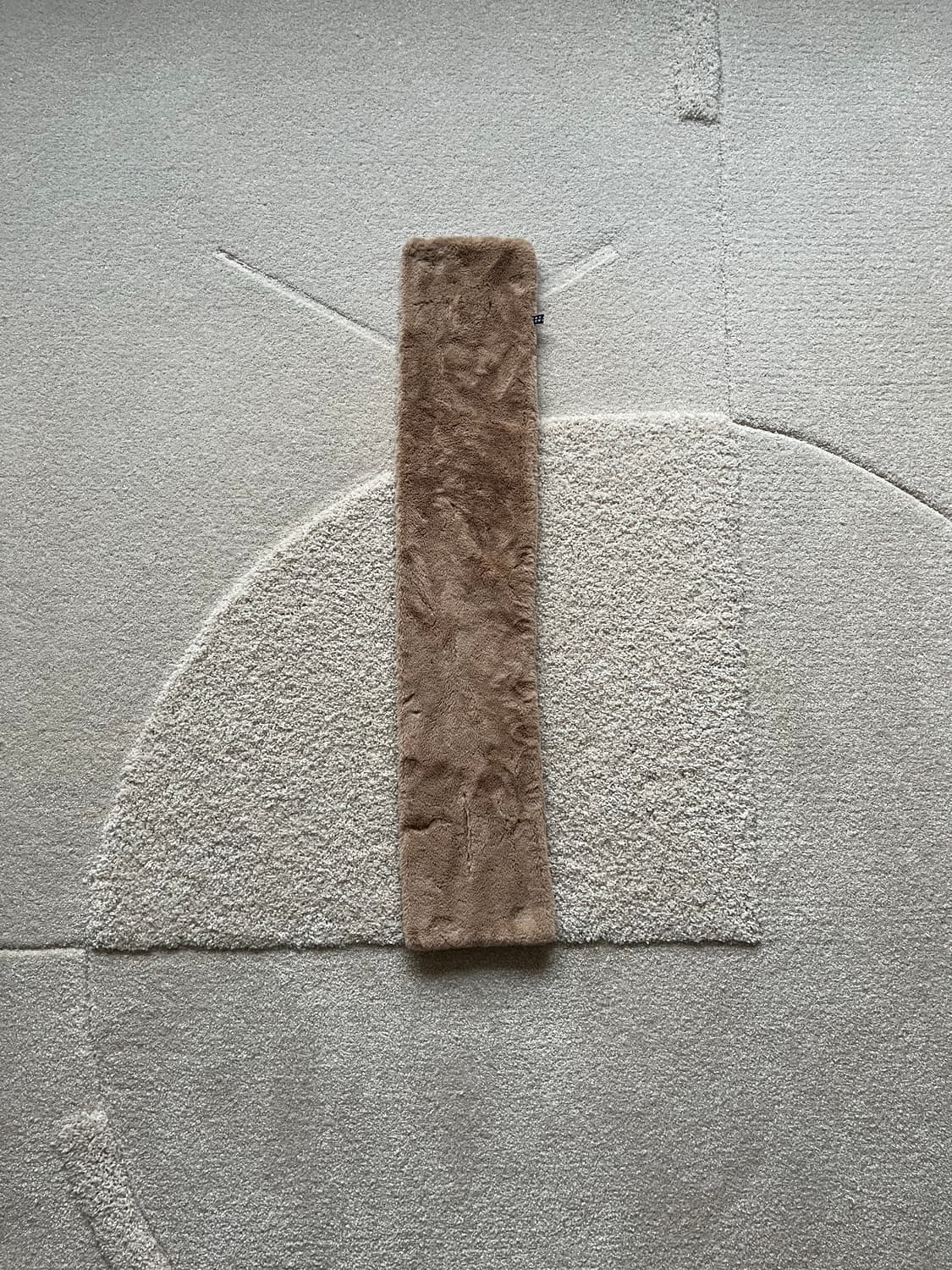 아크네스튜디오 버진 울 퍼 목도리 상품이미지6