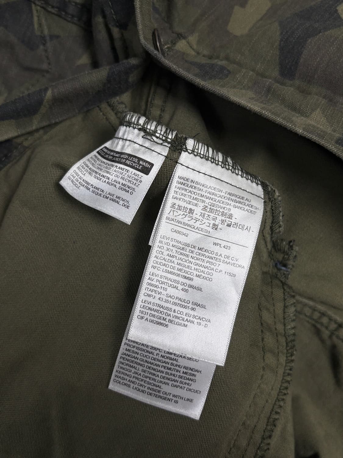 리바이스 카모 트러커 자켓 상품이미지4