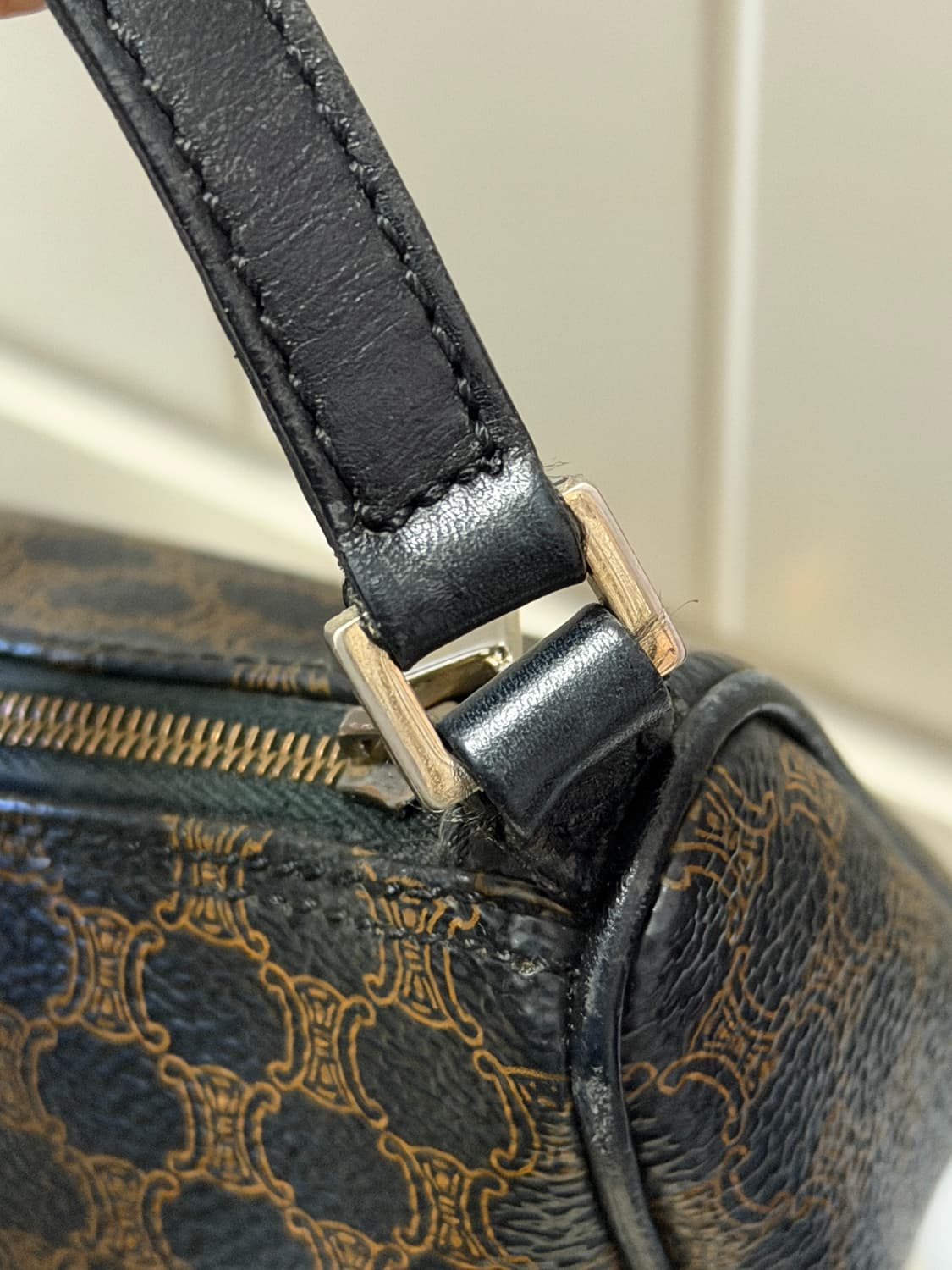 셀린느 트리오페 숄더백 블랙마카담 상품이미지9