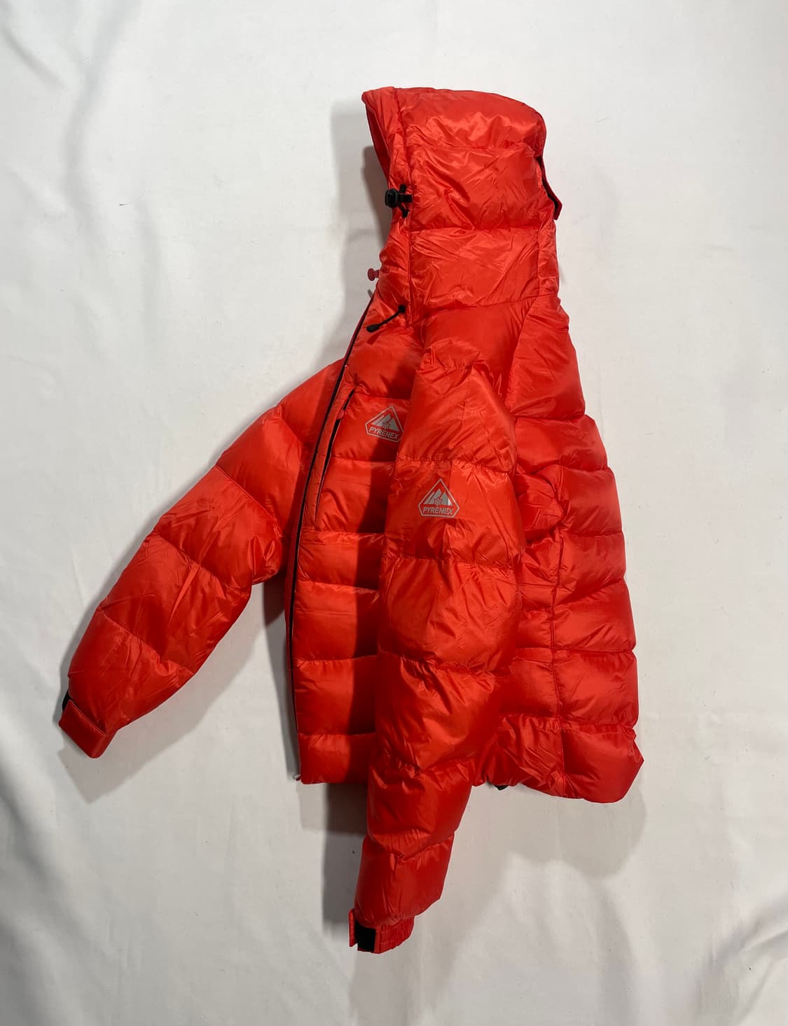 Pyrenex 후디드 경량패딩 상품이미지1