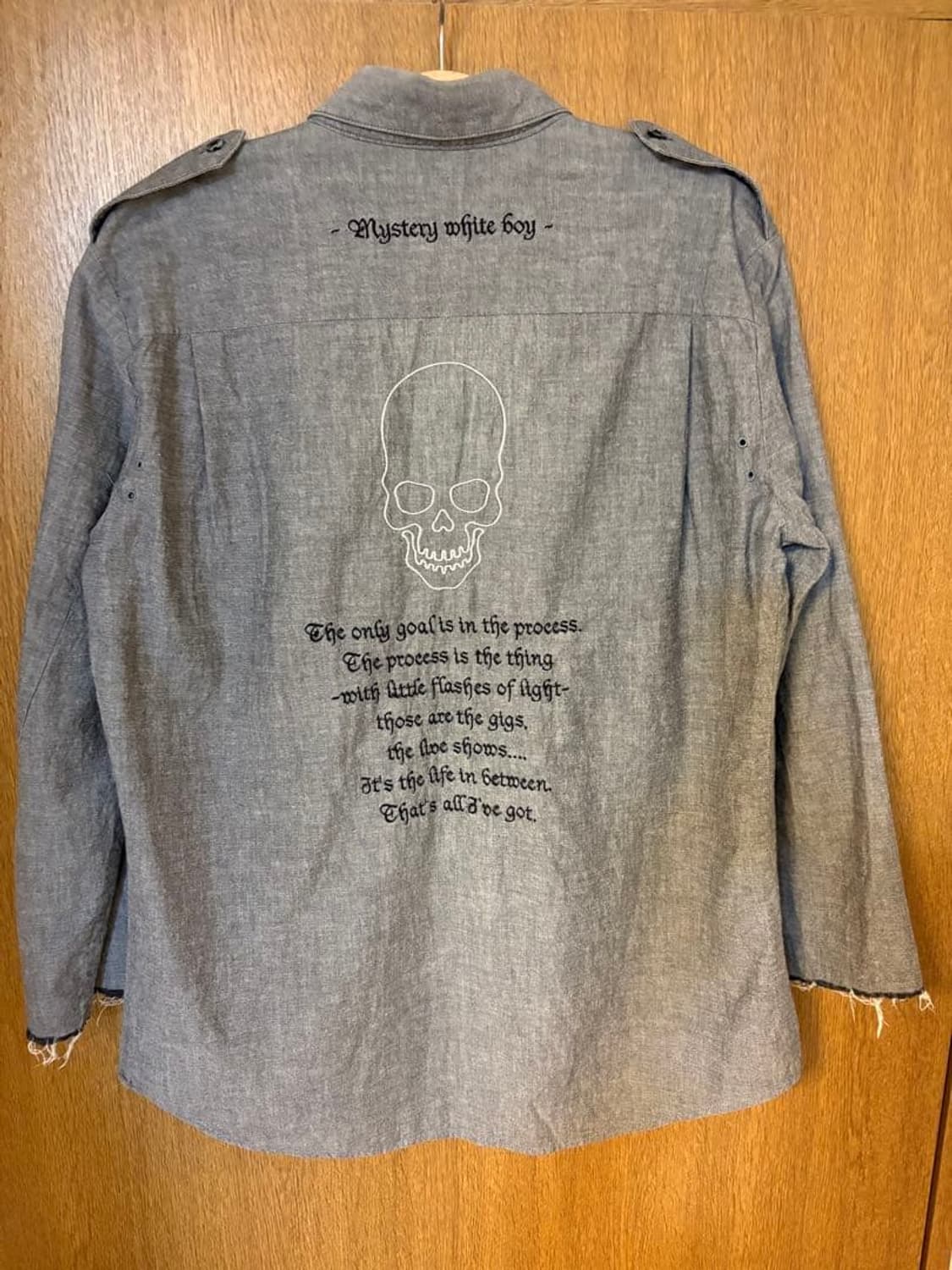 01SS 넘버나인 미스테리 화이트 보이 스컬 셔츠 상품이미지3