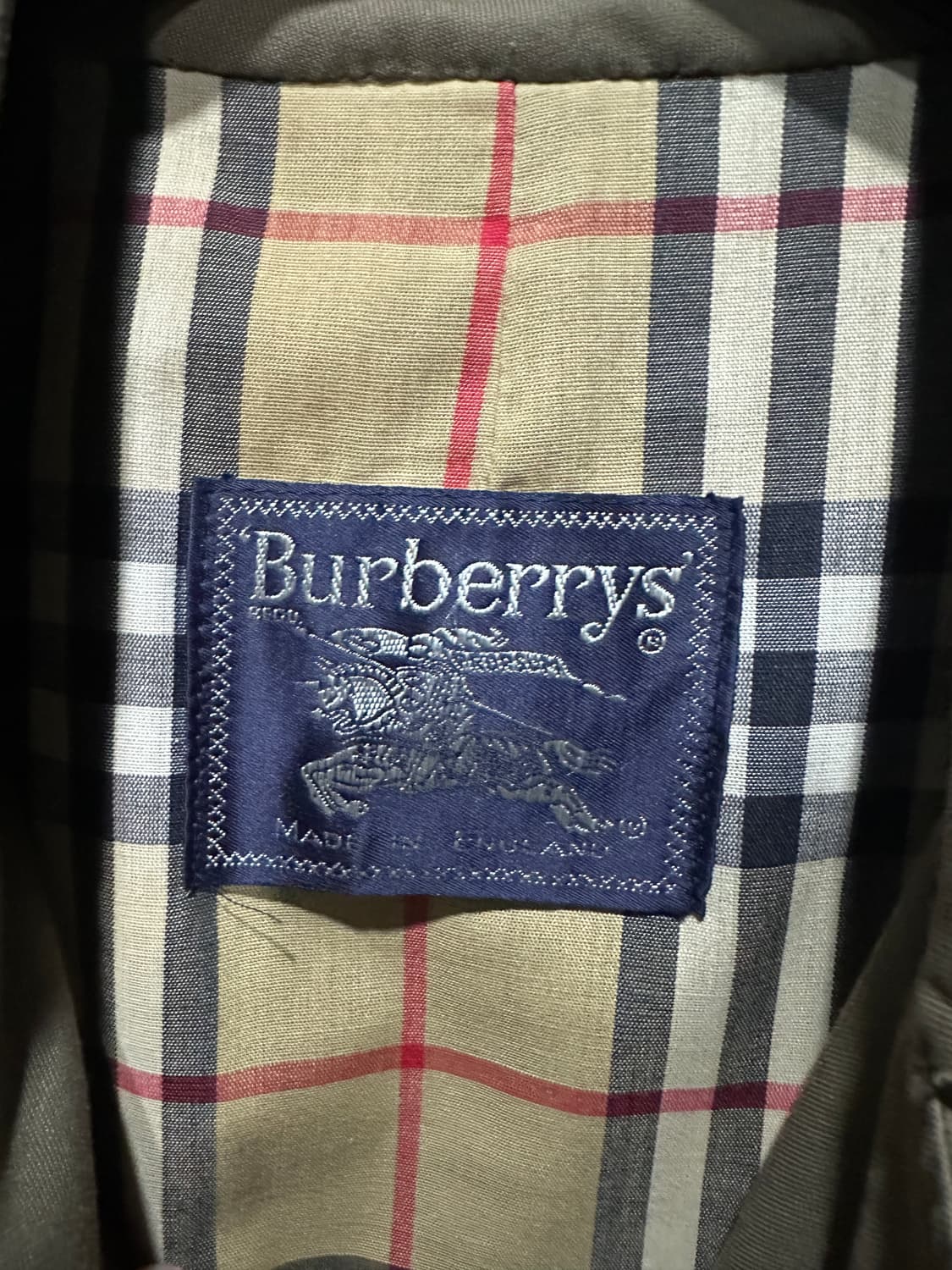 버버리 노바체크 여성 롱 트렌치코트 브라운 상품이미지4