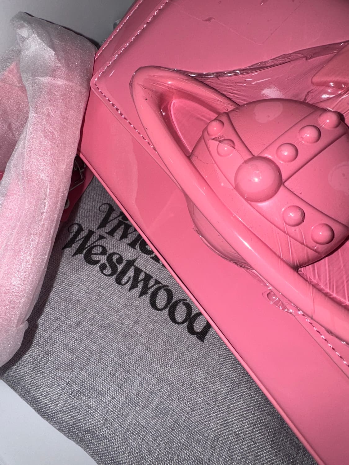 비비안웨스트우드 페이던트 핑크 숄더백 상품이미지4