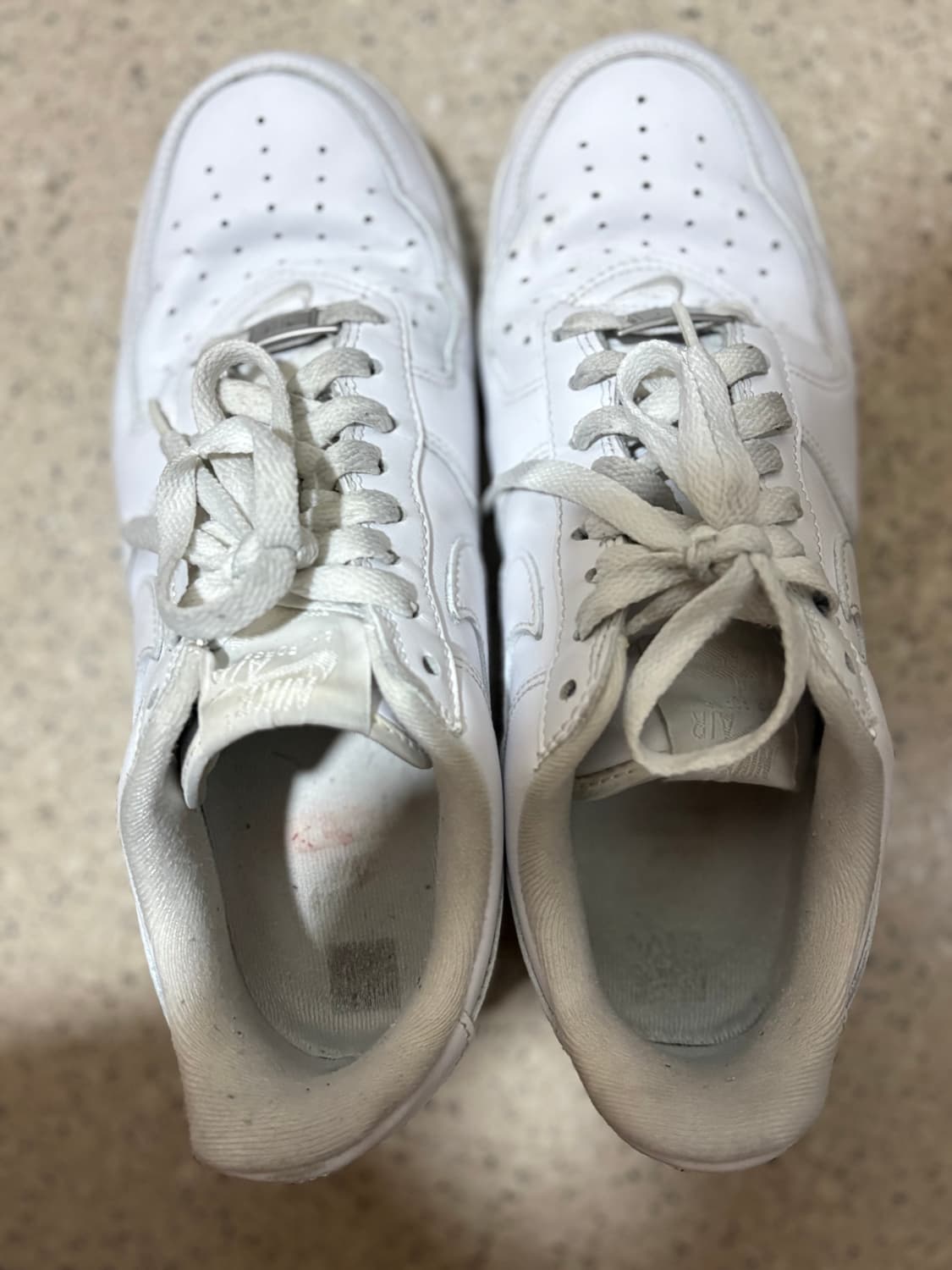 [255] 나이키 x 슈프림 에어포스 1 로우 화이트 상품이미지3