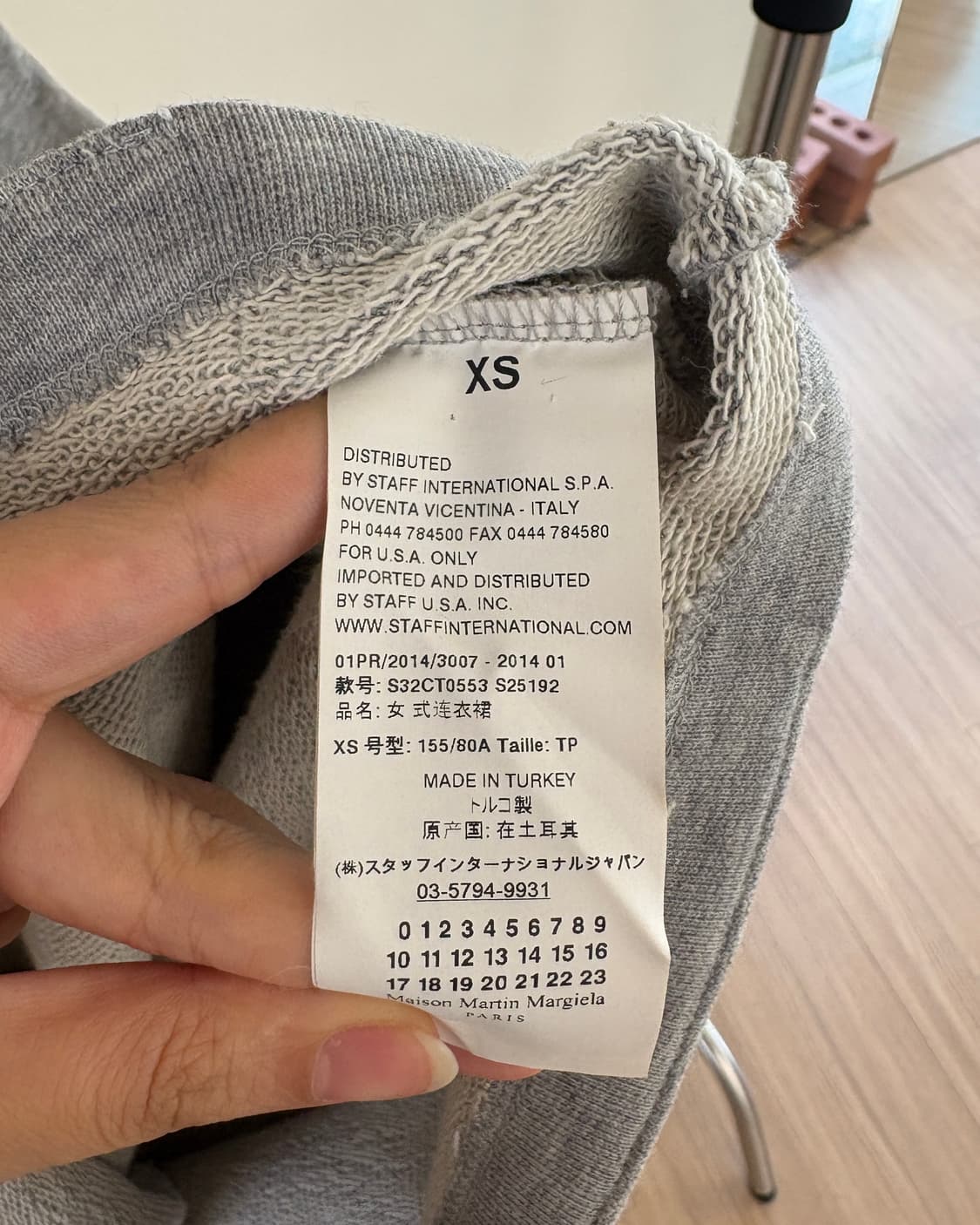 MM6 멜란지 램레더 패치 슬리브리스 원피스 상품이미지8