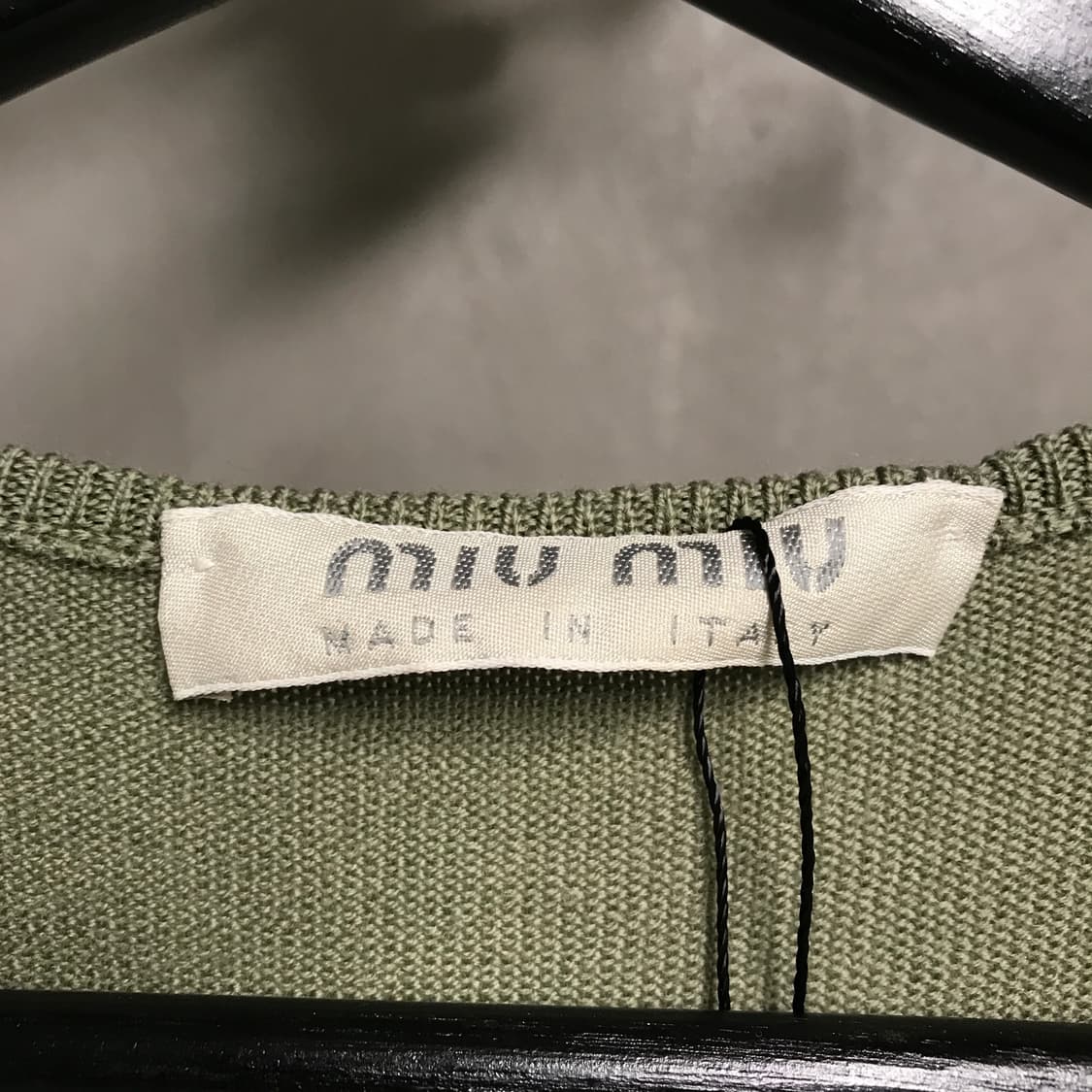 미우미우 슬리브리스 니트 40(W) 상품이미지4