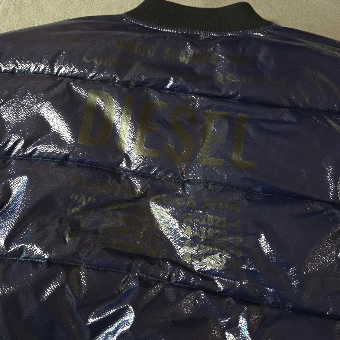 디젤 글로시 유광 봄버 패딩 자켓 L 105-110 상품이미지7