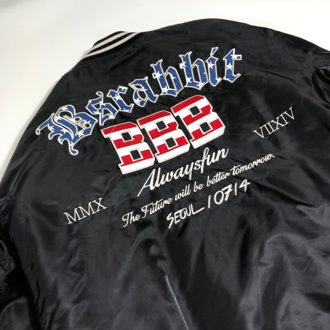 비에스래빗 스타디움 점퍼 XL 상품이미지6