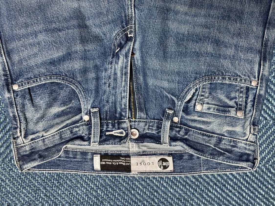 리바이스 공용 실버탭 루즈핏 진 W28 L32 상품이미지4
