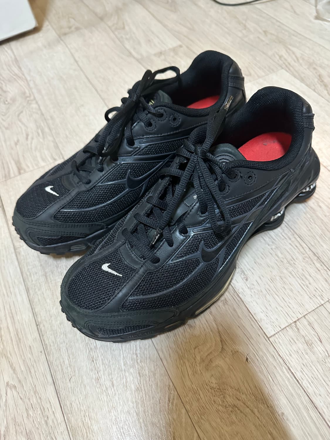 나이키 슈프림 샥스라이드2 블랙 상품이미지1