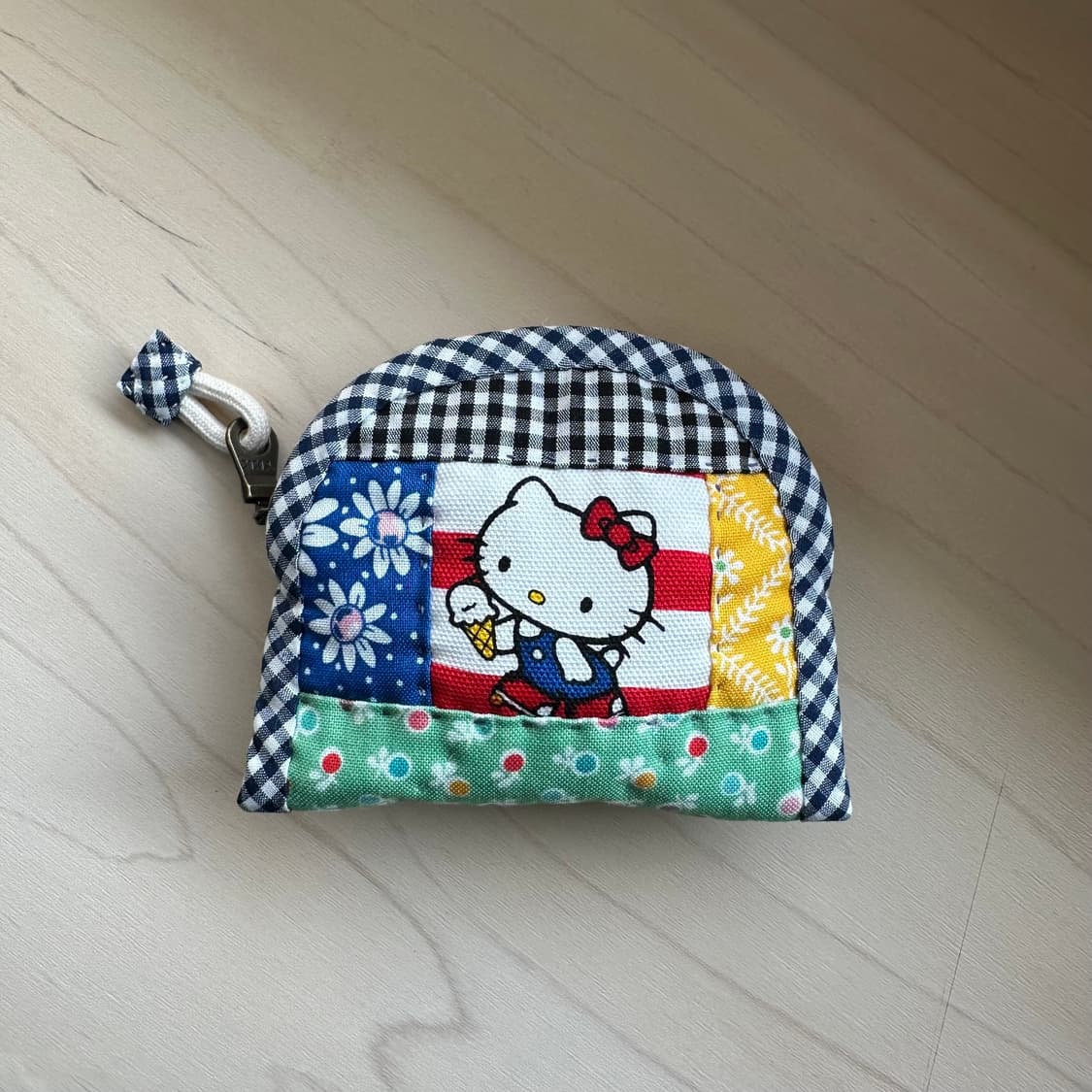 키티 에어팟 파우치 / 동전지갑 / 키링 / 핸드메이드 상품이미지1