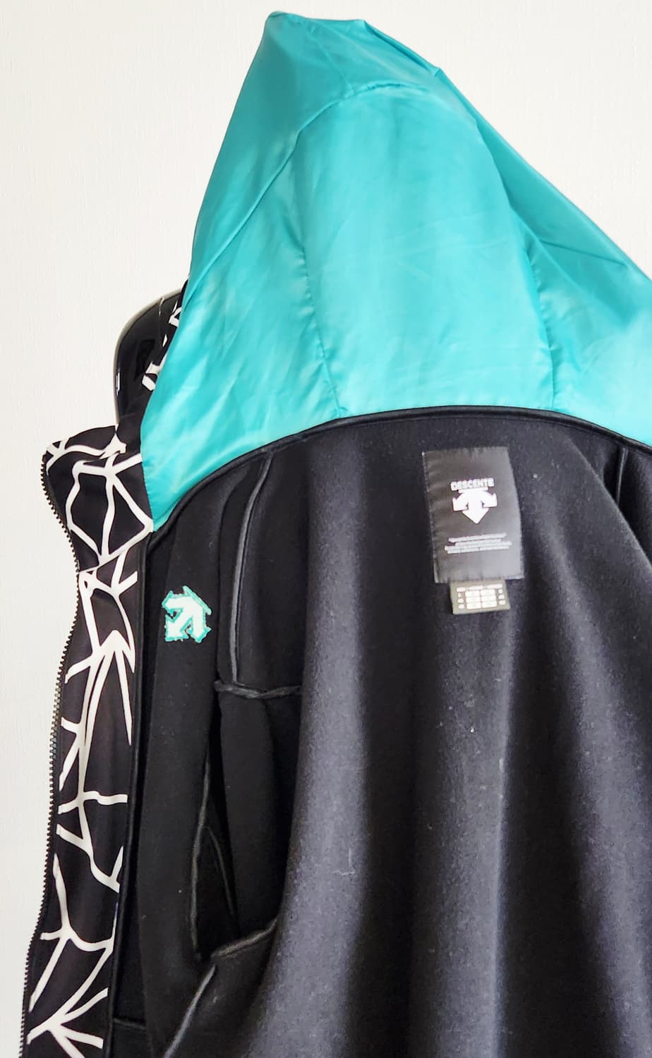 데상트 점퍼  상품이미지8