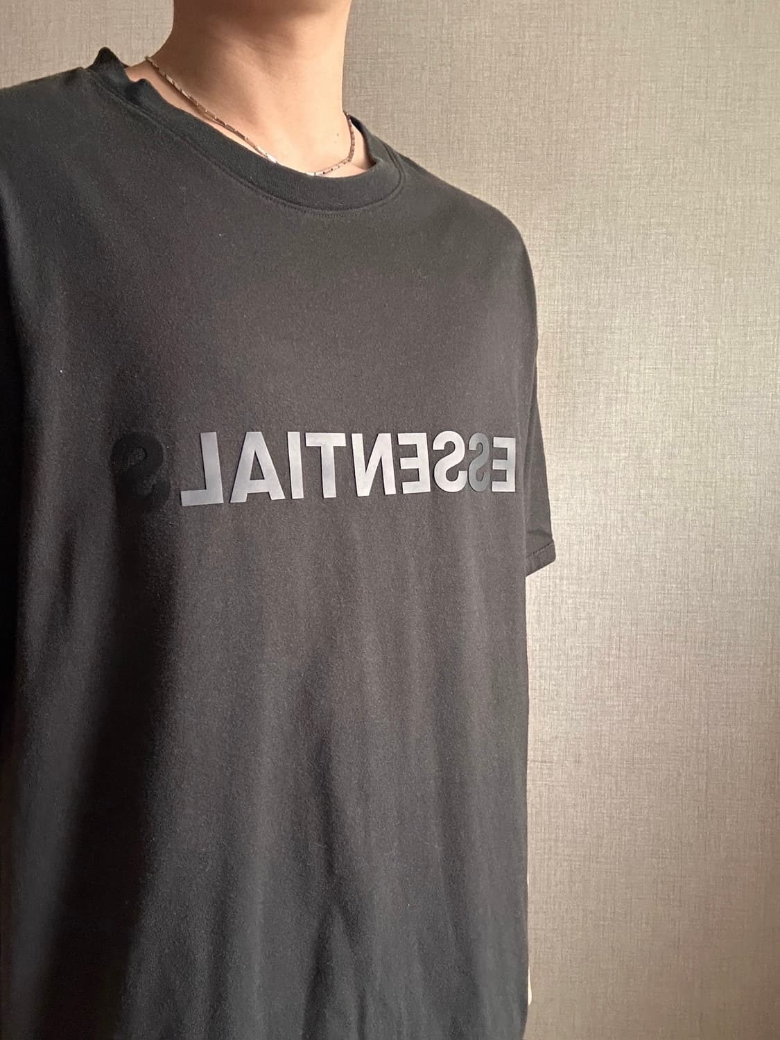 Essentials x Fear Of God 스펠로고 반팔 티셔츠 상품이미지3