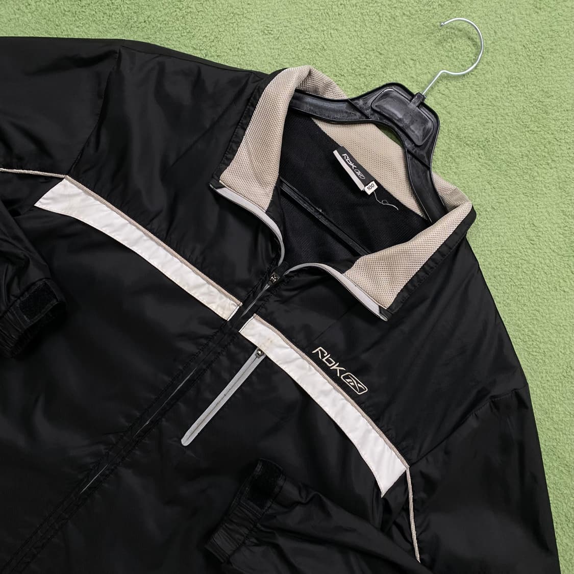 리복 블랙 올드스쿨 윈드브레이커 상품이미지3