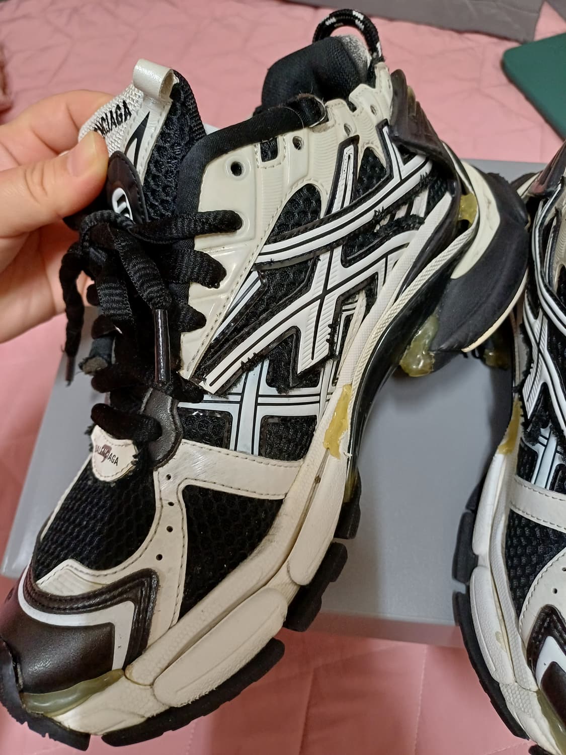 발렌시아가 뉴러너 37 급처 상품이미지3