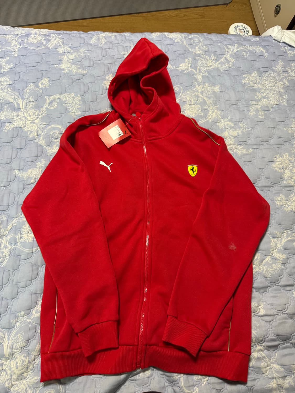 페라리x푸마 후드집업 상품이미지1