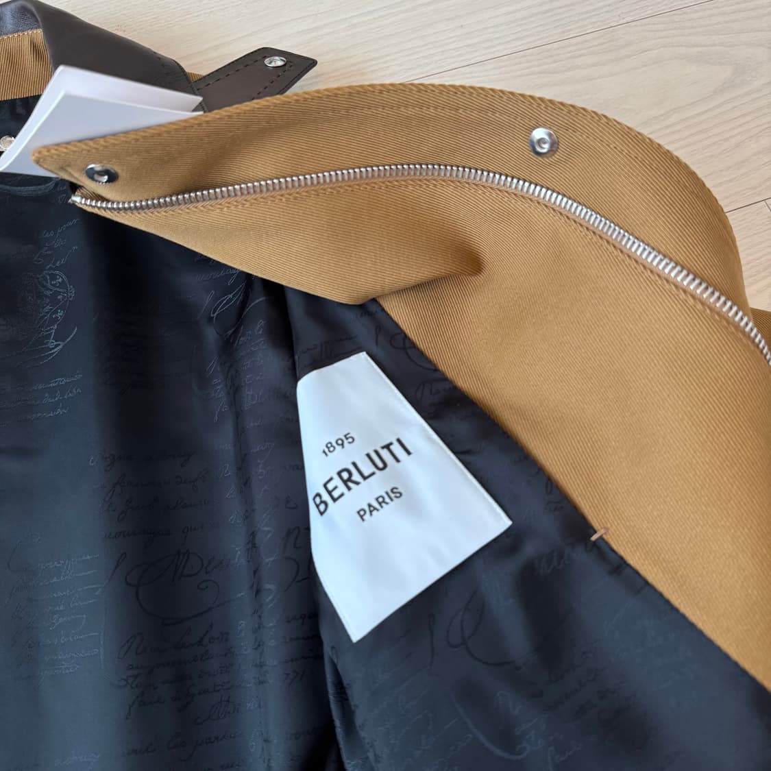 BERLUTI 벨루티 이탈리아 최상급 가죽 울 칸바스 숏 필드코트 자켓  상품이미지5