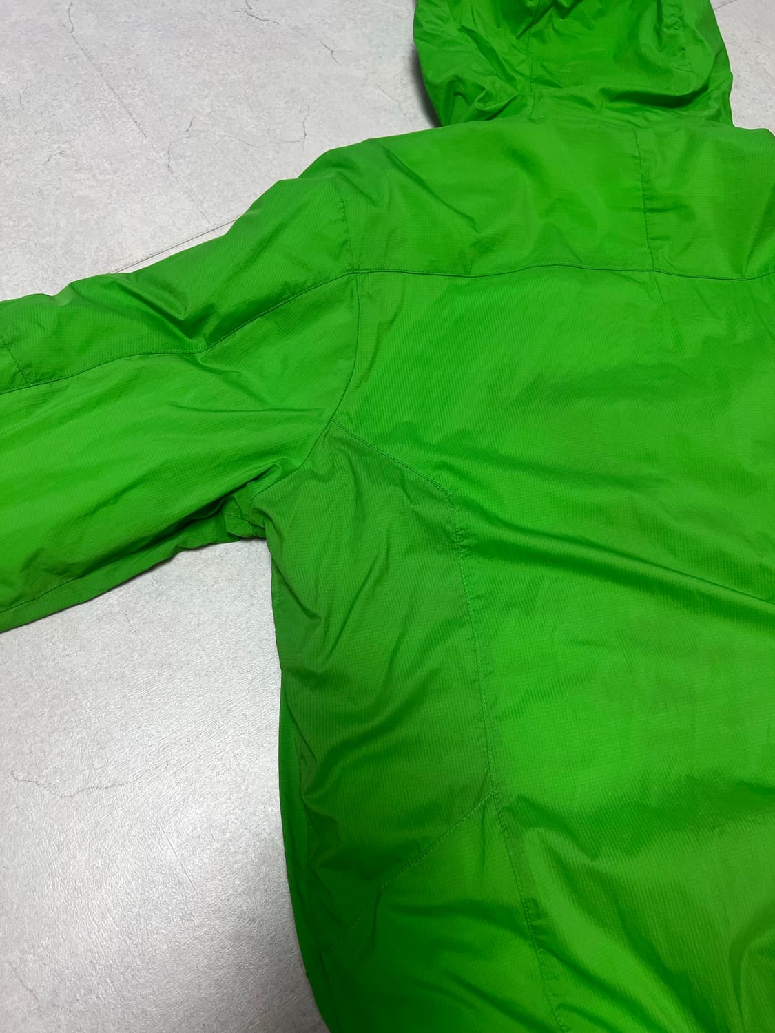 엘엘빈 프리마로프트 그린 L 판매 합니다 상품이미지4