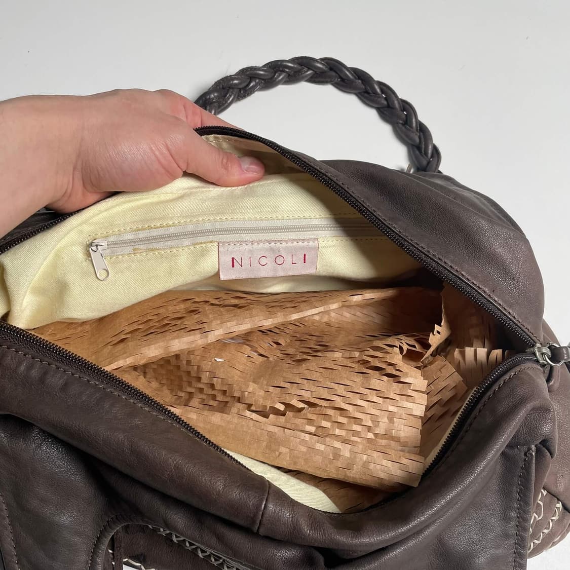Nicoli X 스티치 테슬 레더 빅 백 상품이미지6