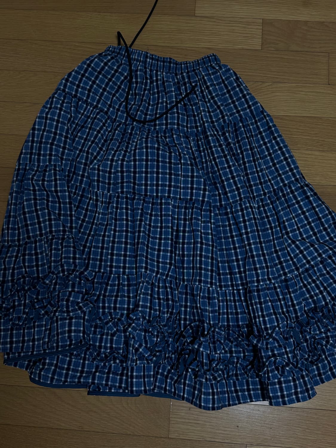 플리즈프로젝트 MIDDLE FRILL SKIRT, BLUE CHECK 상품이미지5