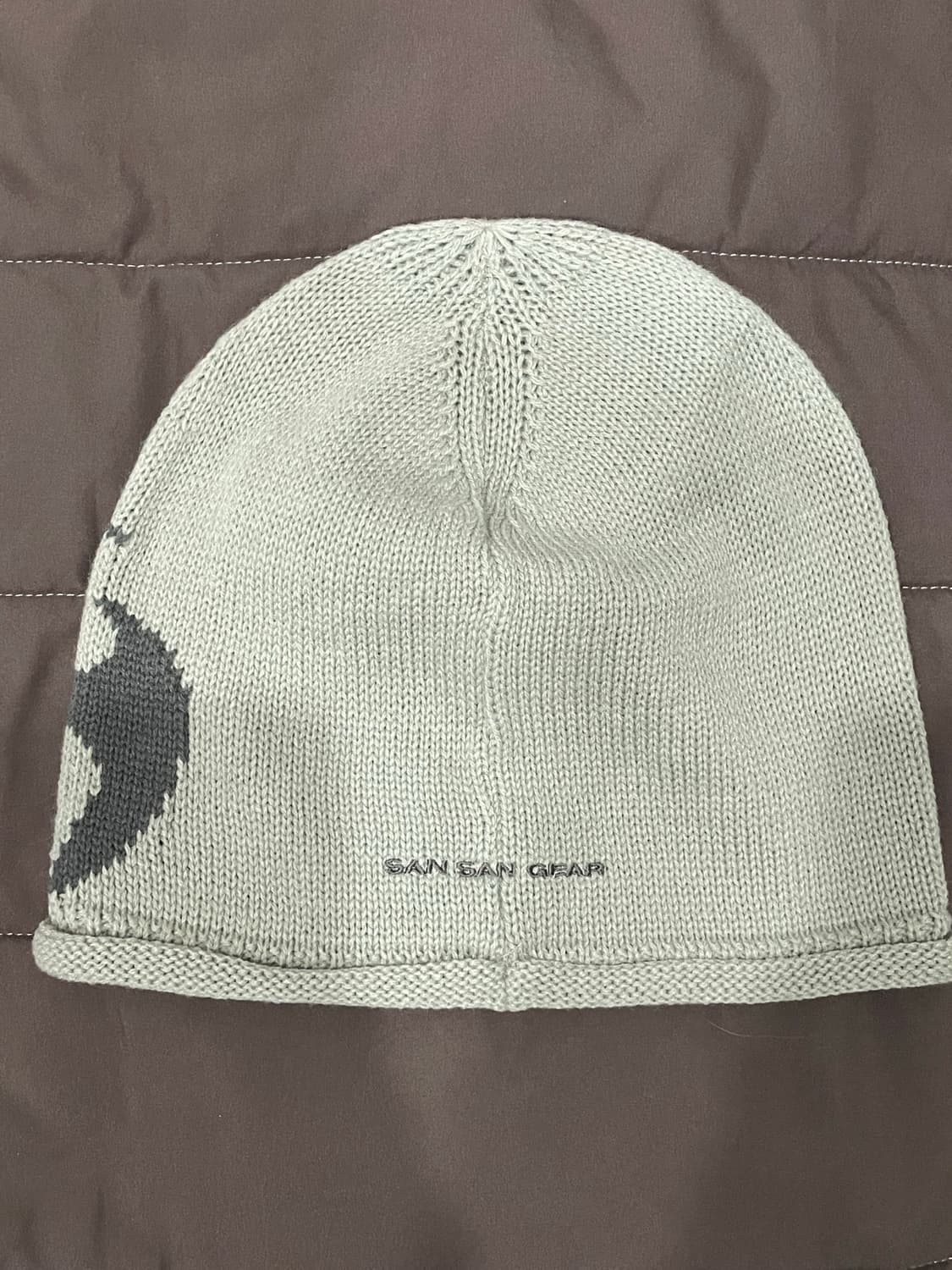 산산기어 로고 비니 웜 그레이 24ss(새상품) 상품이미지3