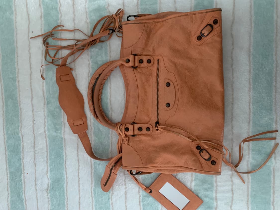 발렌시아가 시티백 미듐 르시티 모터백 상품이미지5