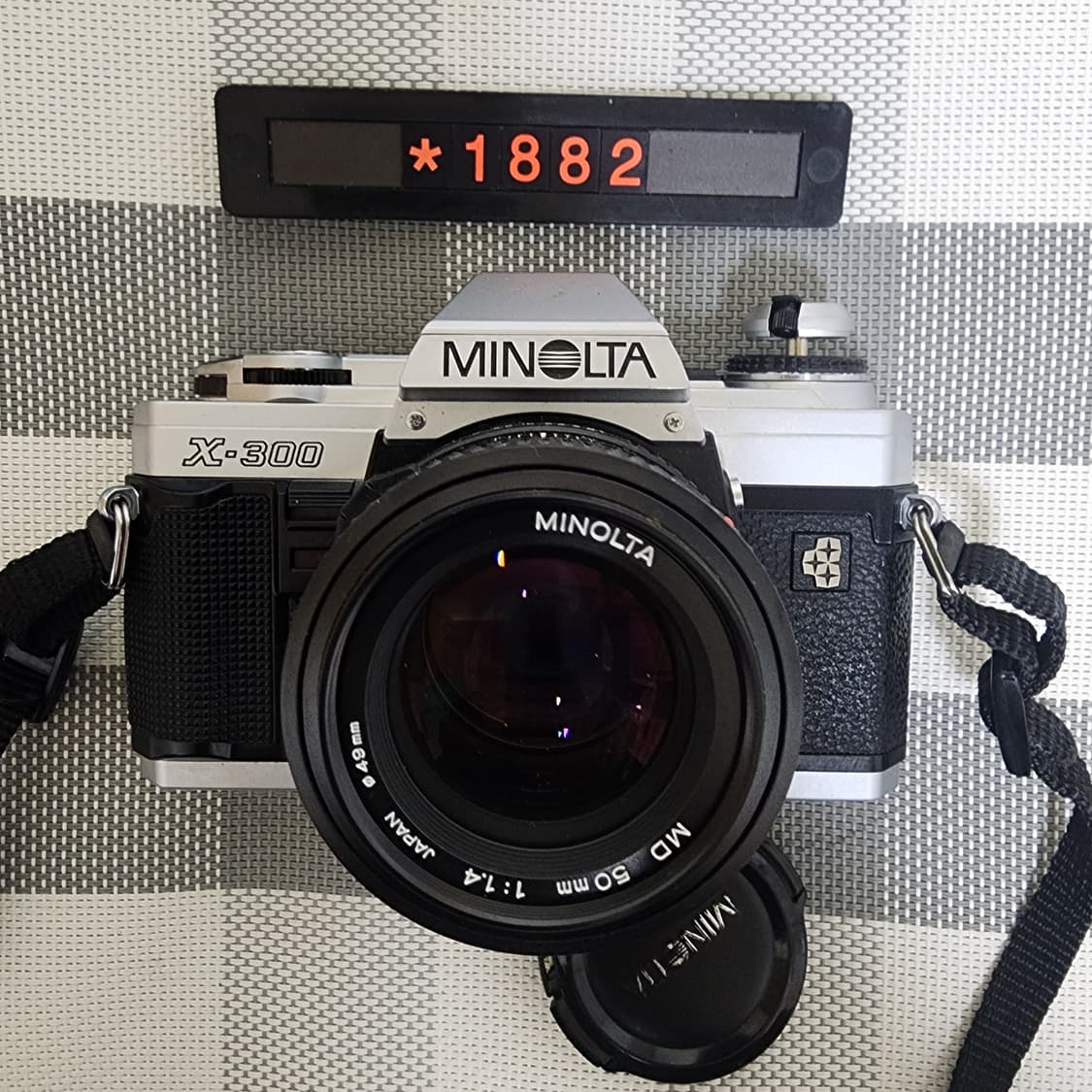 미놀타 X-300 필름카메라 1.4 단렌즈 실버바디 상품이미지1