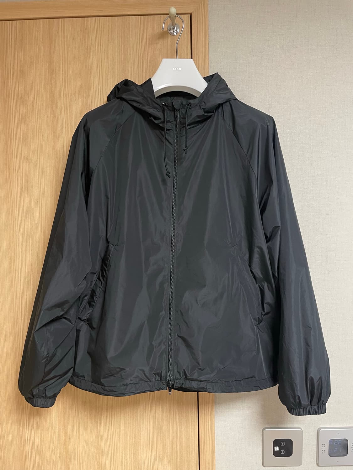 [M] 토마스모어 후드 탱커 블루종 바람막이 블랙 상품이미지2