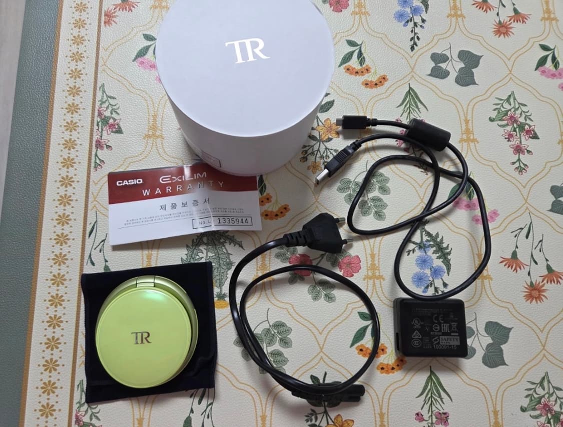 카시오 EXILIM TR-M11 카메라 풀세트(민트급 한번사용) 상품이미지1