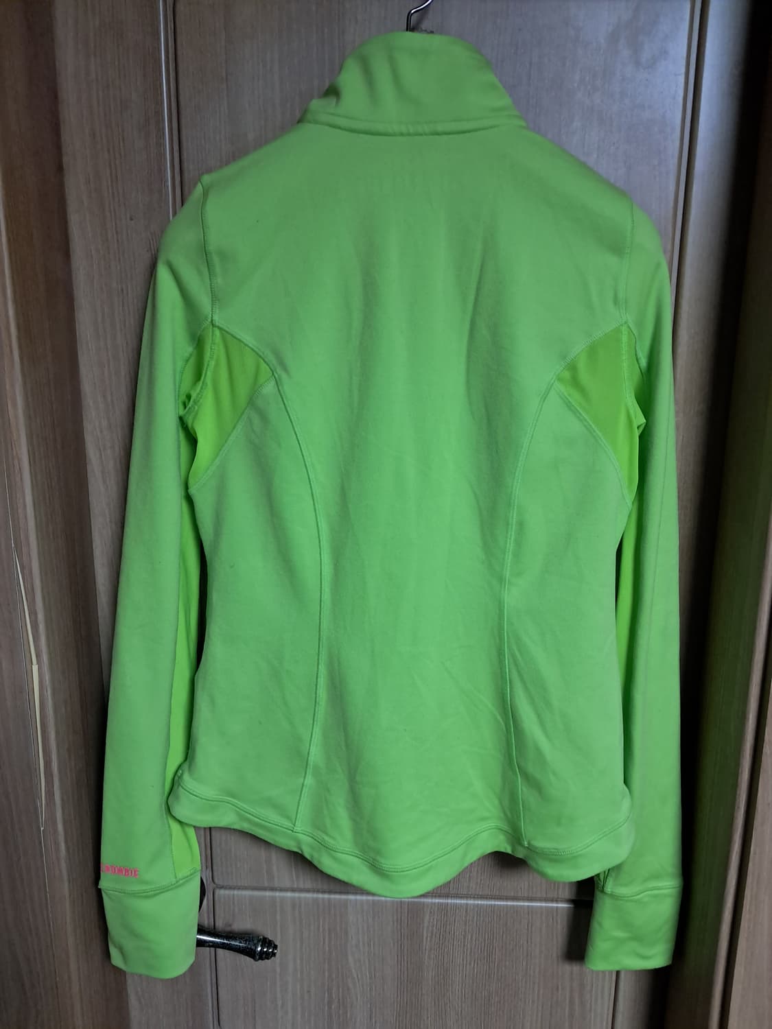 아베크롬비 여성 런닝티 M 상품이미지3