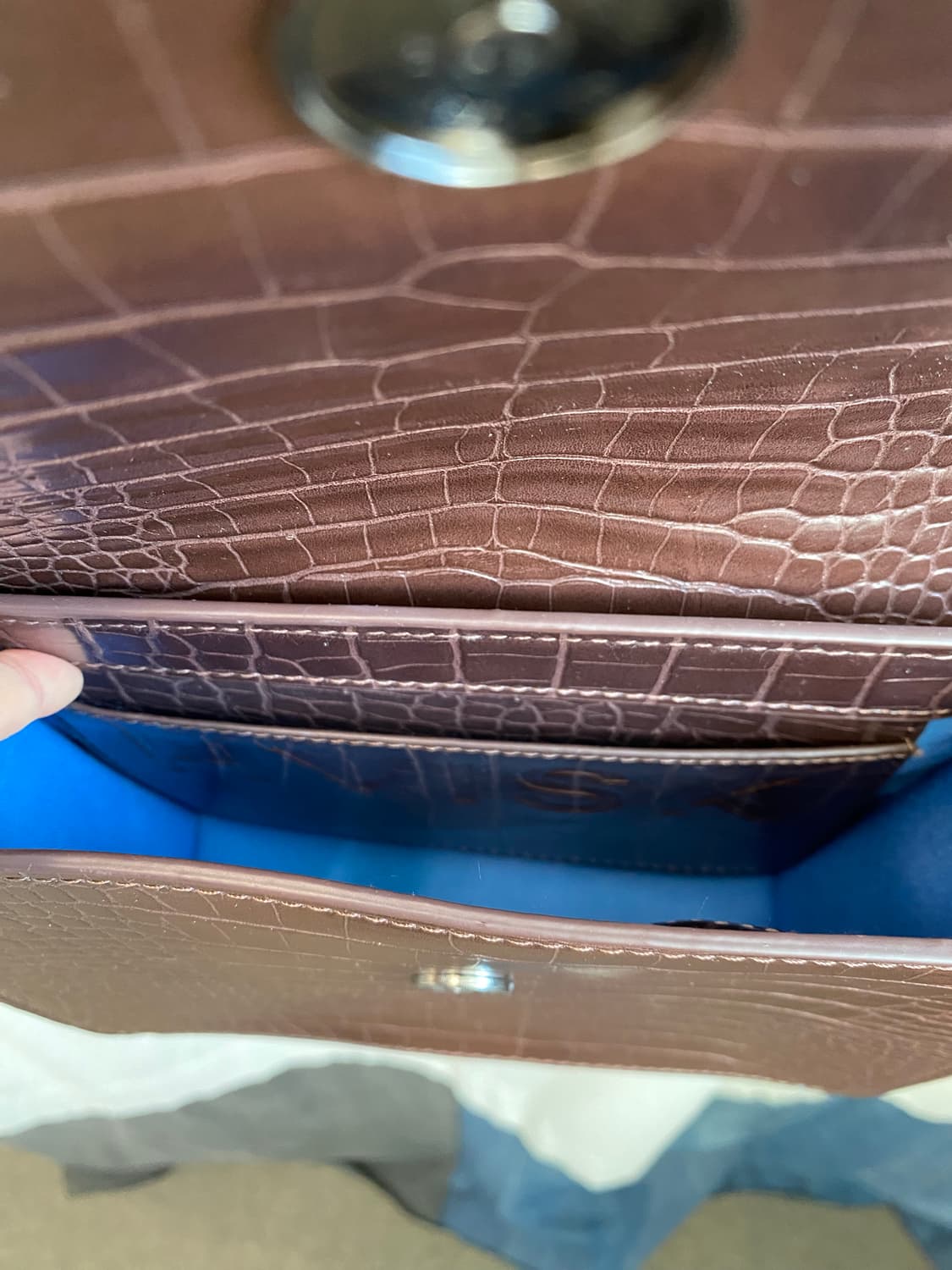 HVISK 브라운 비건레더 크로스백 상품이미지6