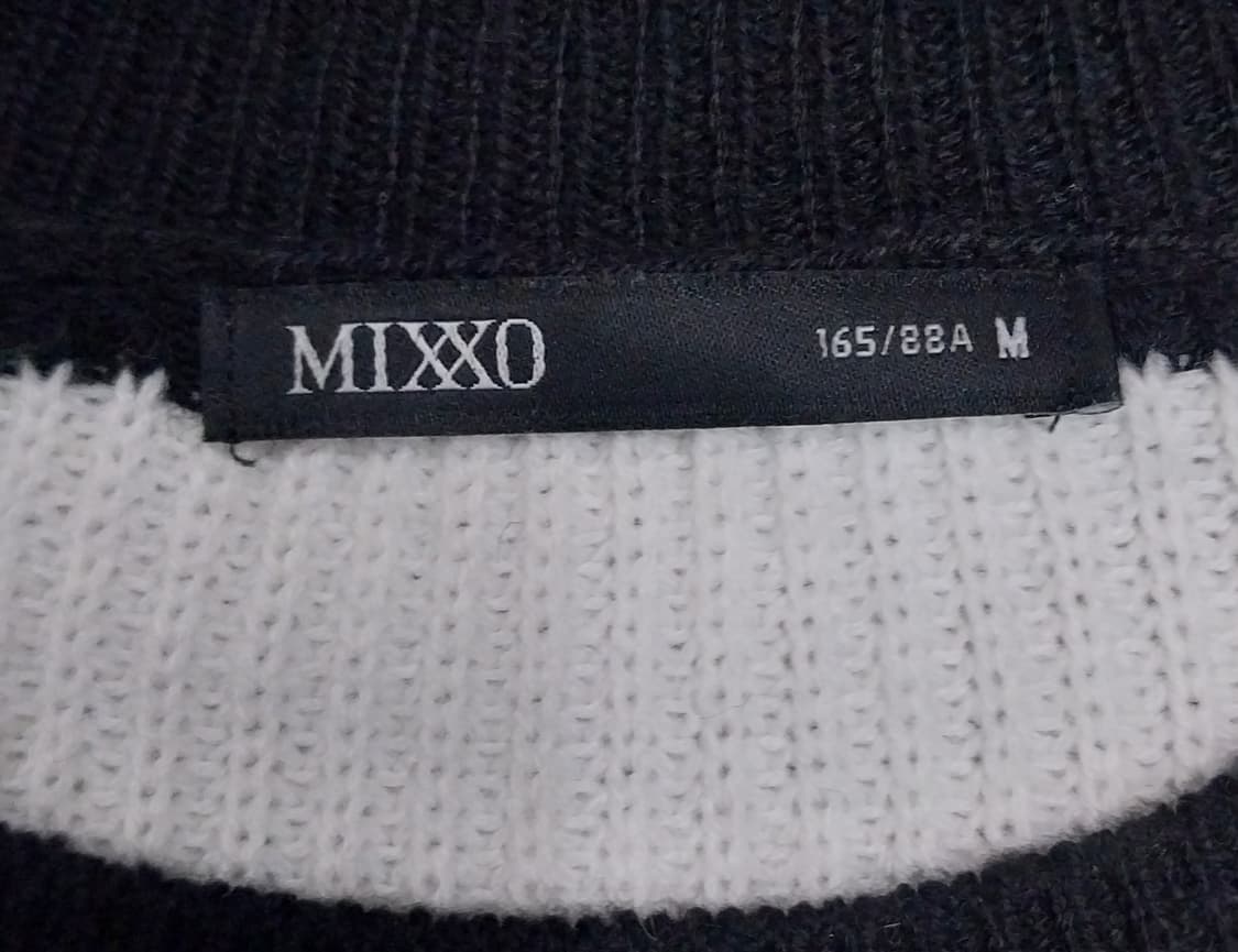 Mixxo 크롭 스트라이프 니트 M (66반까지) 상품이미지3