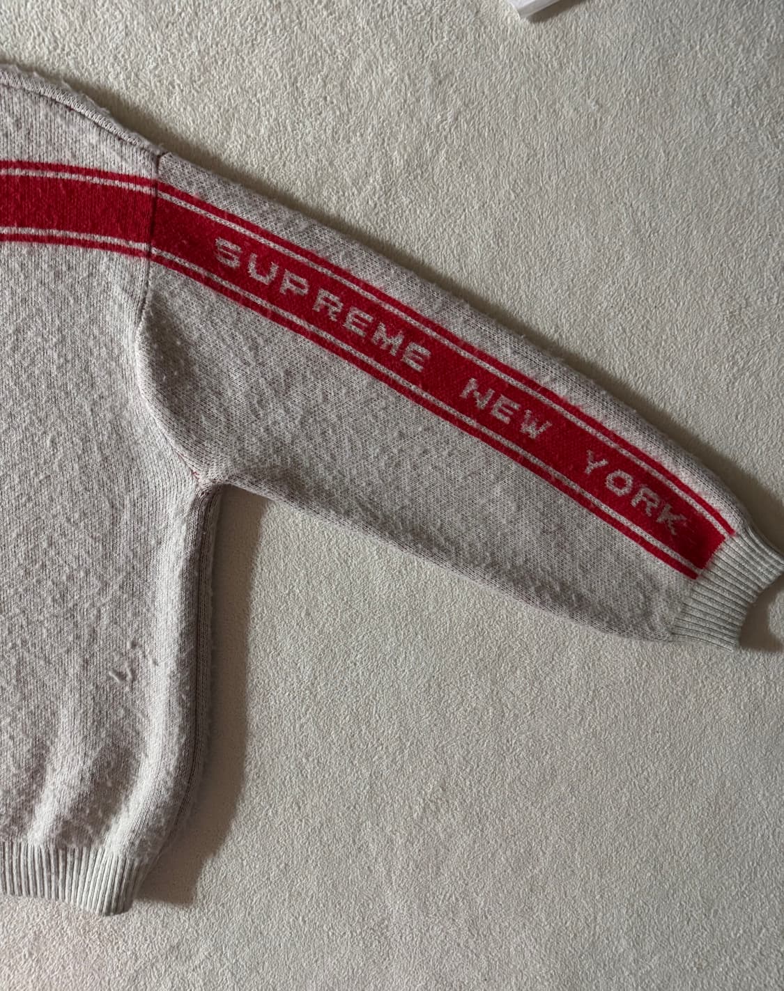 슈프림 백 스트라프 스웨터 화이트 XL 상품이미지8