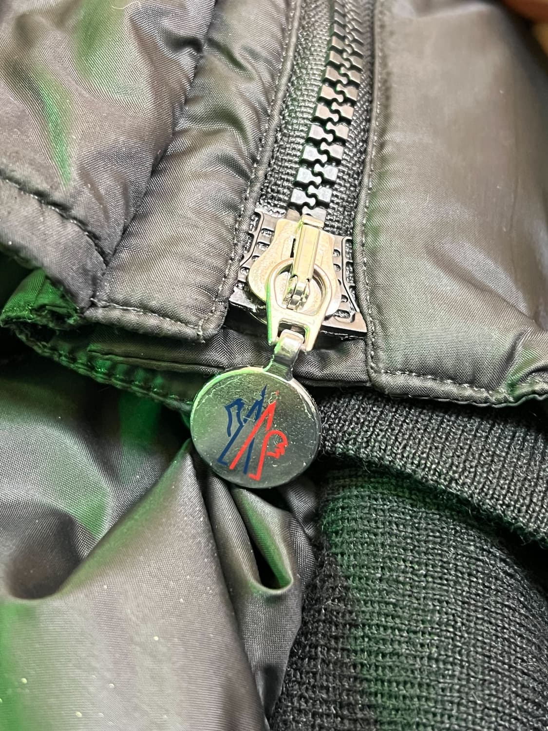 몽클레르 다운 재킷 블랙 1 (S) 상품이미지6