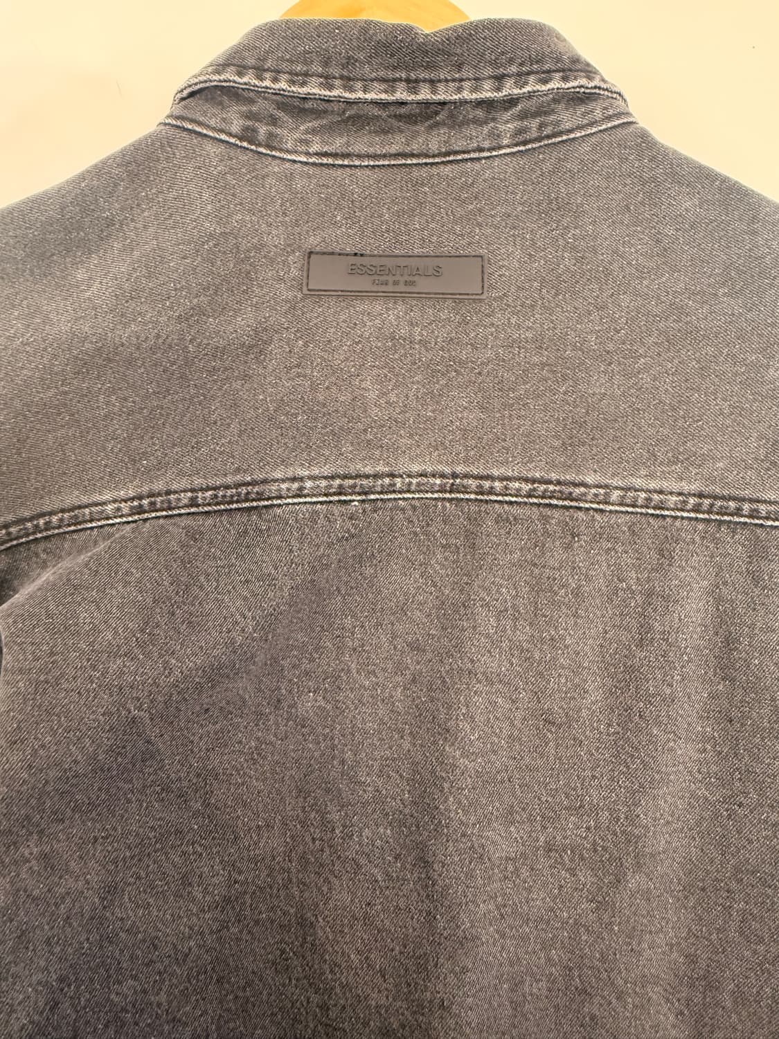 피어오브갓(FEAR OF GOD),에센셜(Essential) 데님워크셔츠 상품이미지2