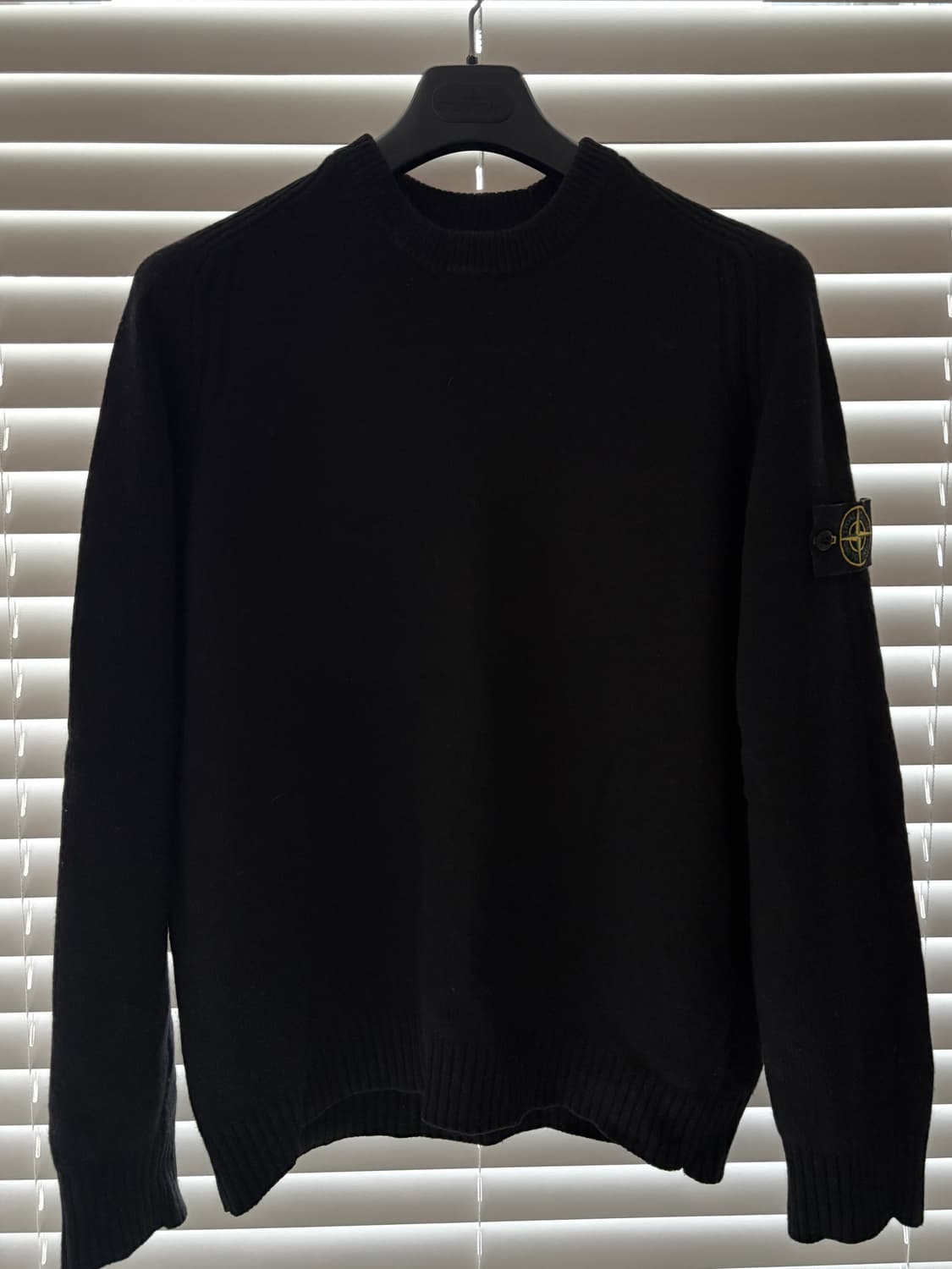 (정품) 스톤아일랜드 블랙 울니트 L사이즈 상품이미지1