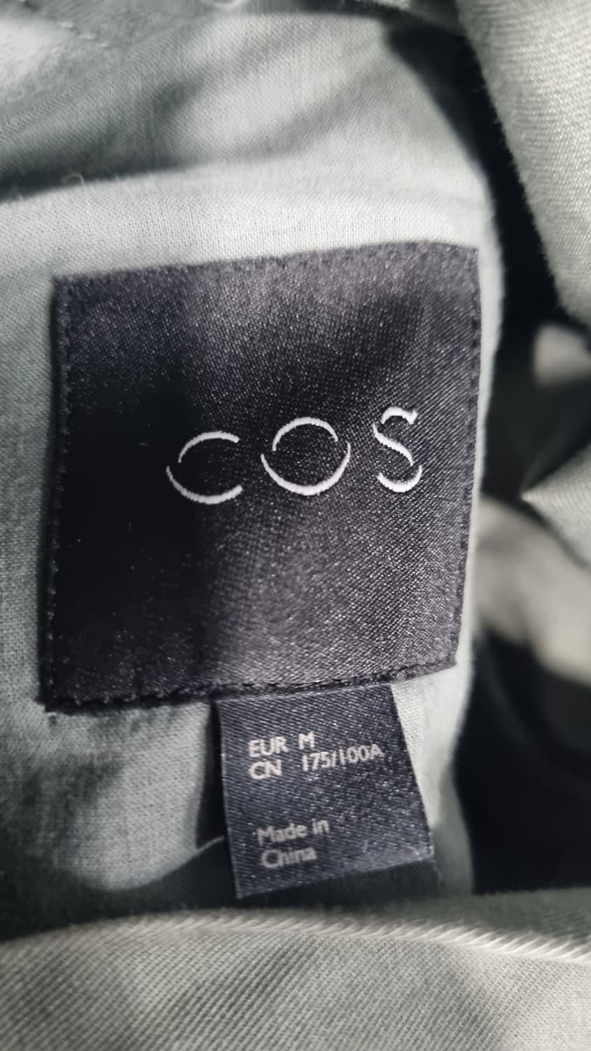 코스 (cos) 암 커브드 카키색 봄자켓 (105)표기m 상품이미지3