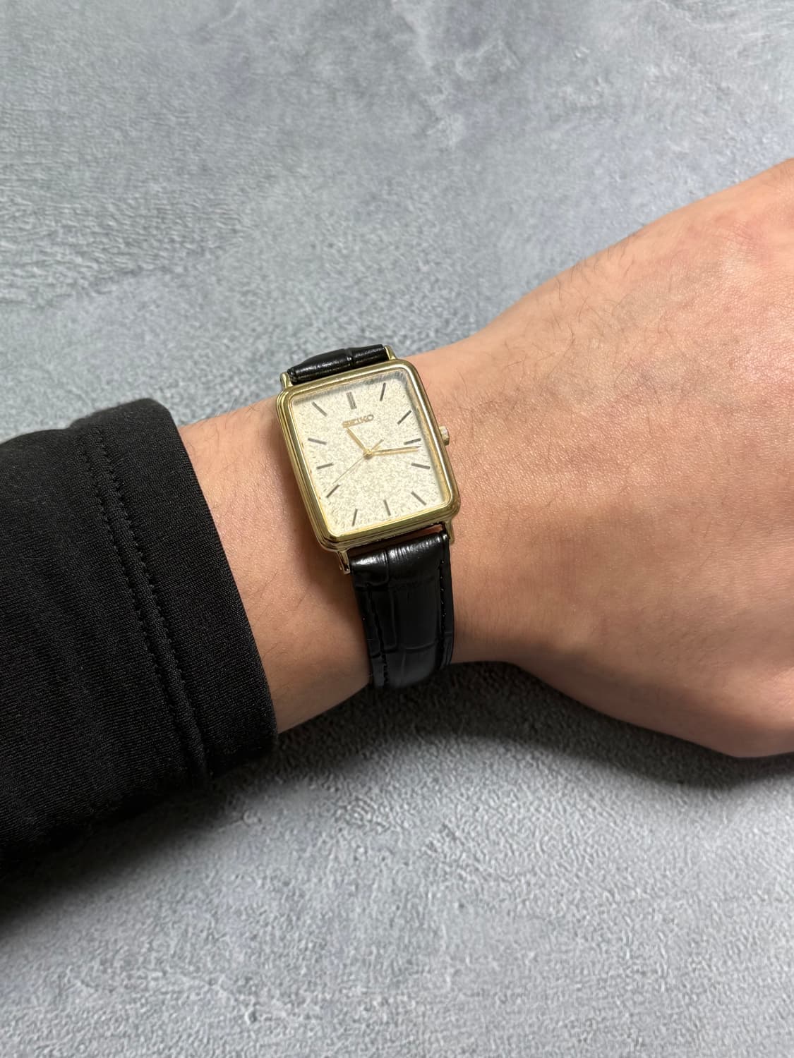 세이코 Seiko 샴페인 골드 다이얼 스퀘어 쿼츠 상품이미지4