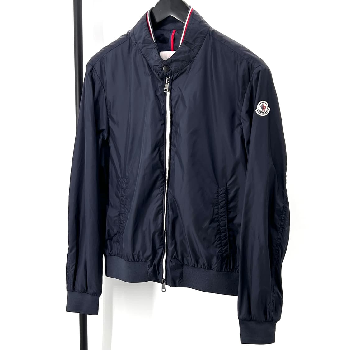 [2사이즈] 몽클레어 바람막이 집업 자켓 네이비 상품이미지2