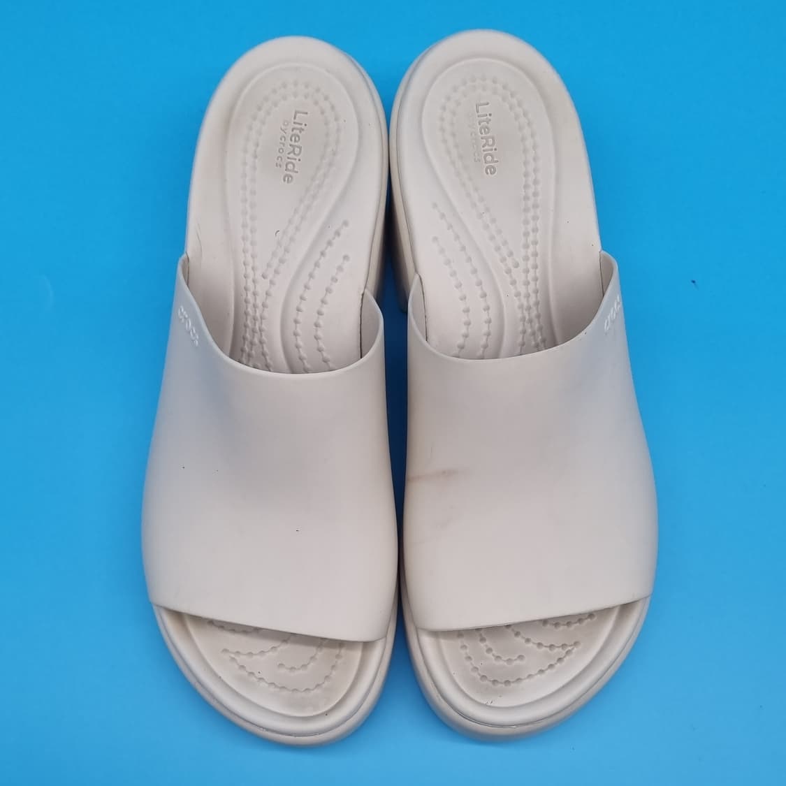 O 크록스 브루클린 여성슬리퍼w6 230 굽8 상품이미지2