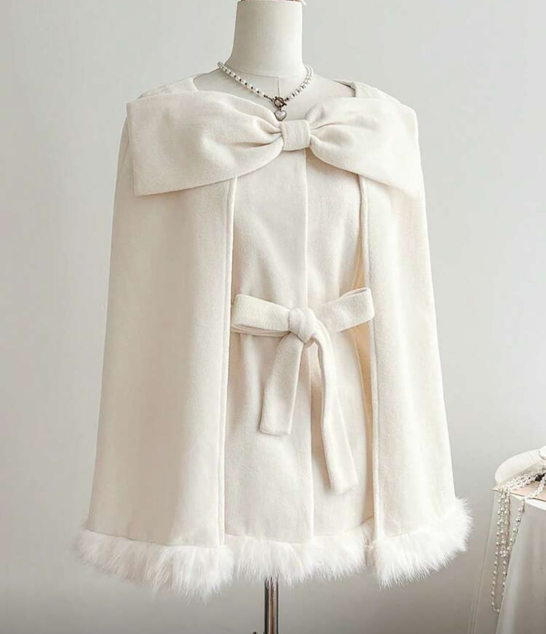 갸루 지뢰계 리본 케이프 코트 아이보리 퍼 새상품 상품이미지3