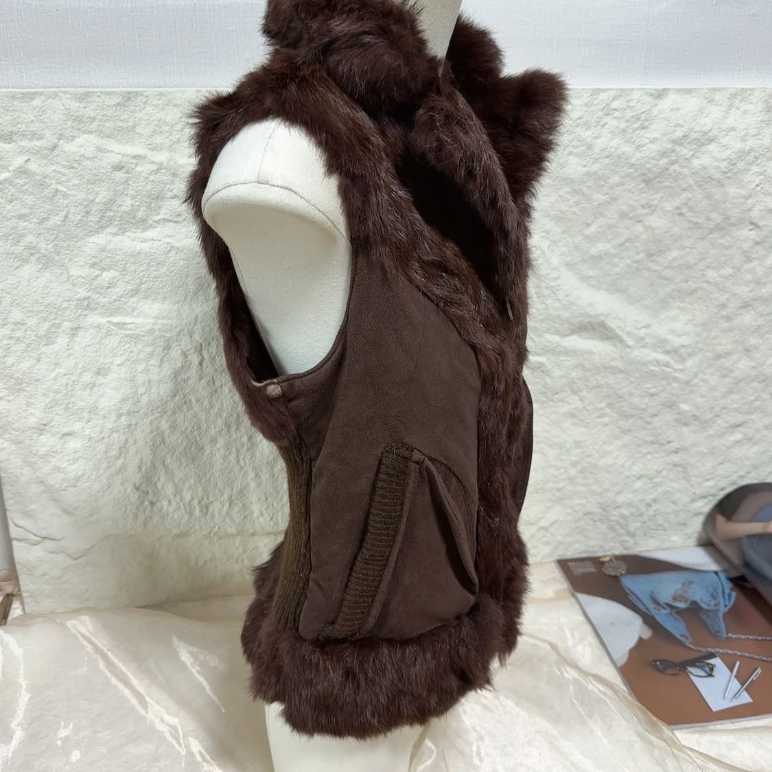 빈티지 브라운 토끼털 스웨이드 니트 베스트 상품이미지2